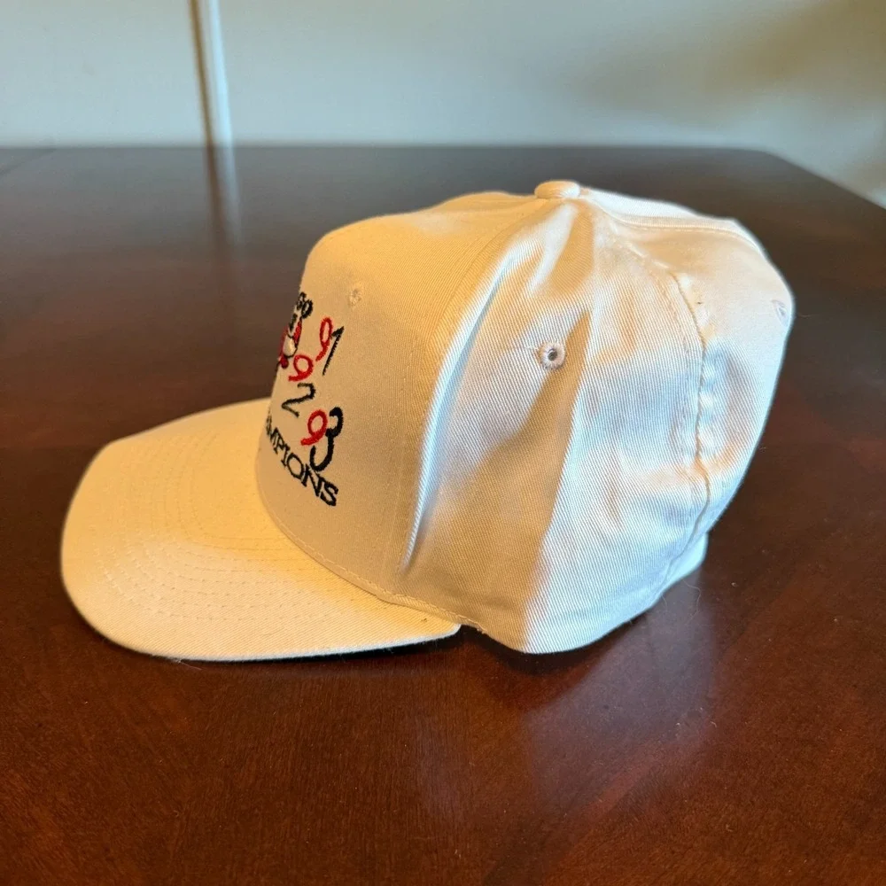 Vintage Chicago Bulls 3-Peat 1991 1992 1993 NBA Champions Hat Drew Pearson Snapb